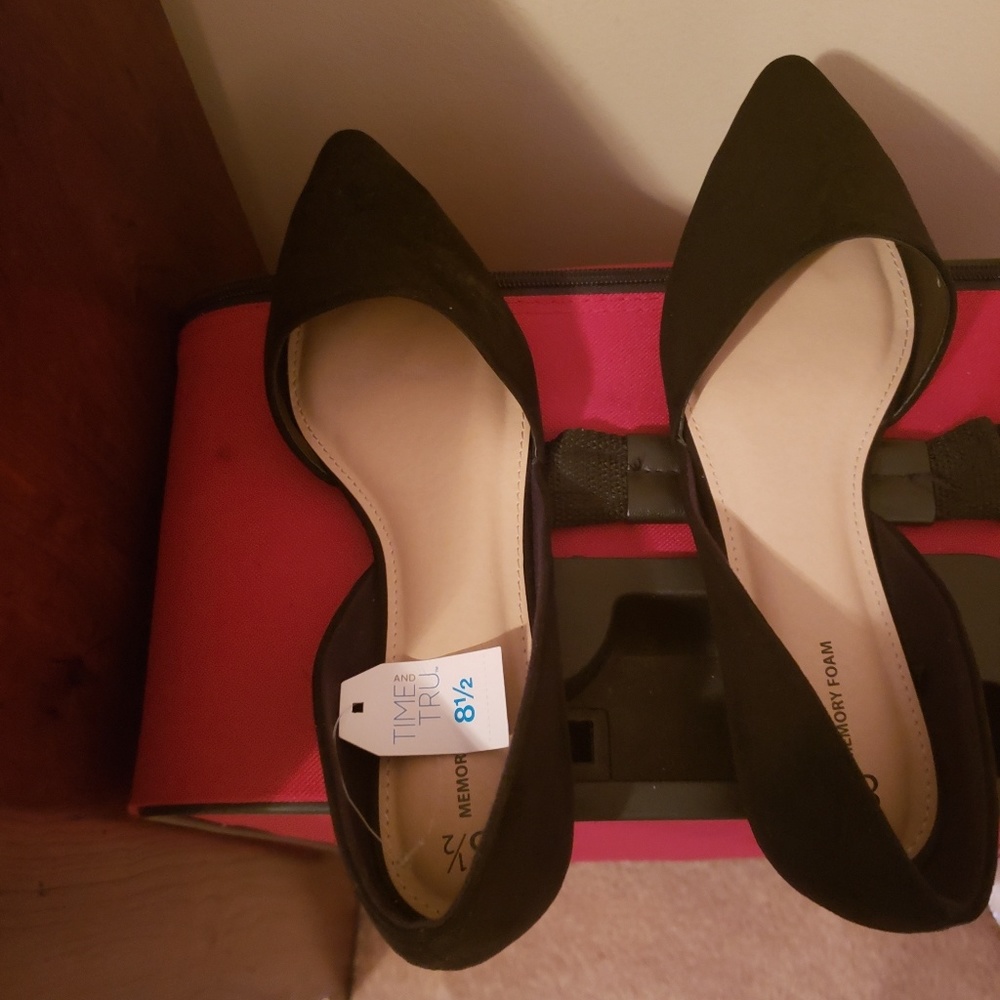 Black flats